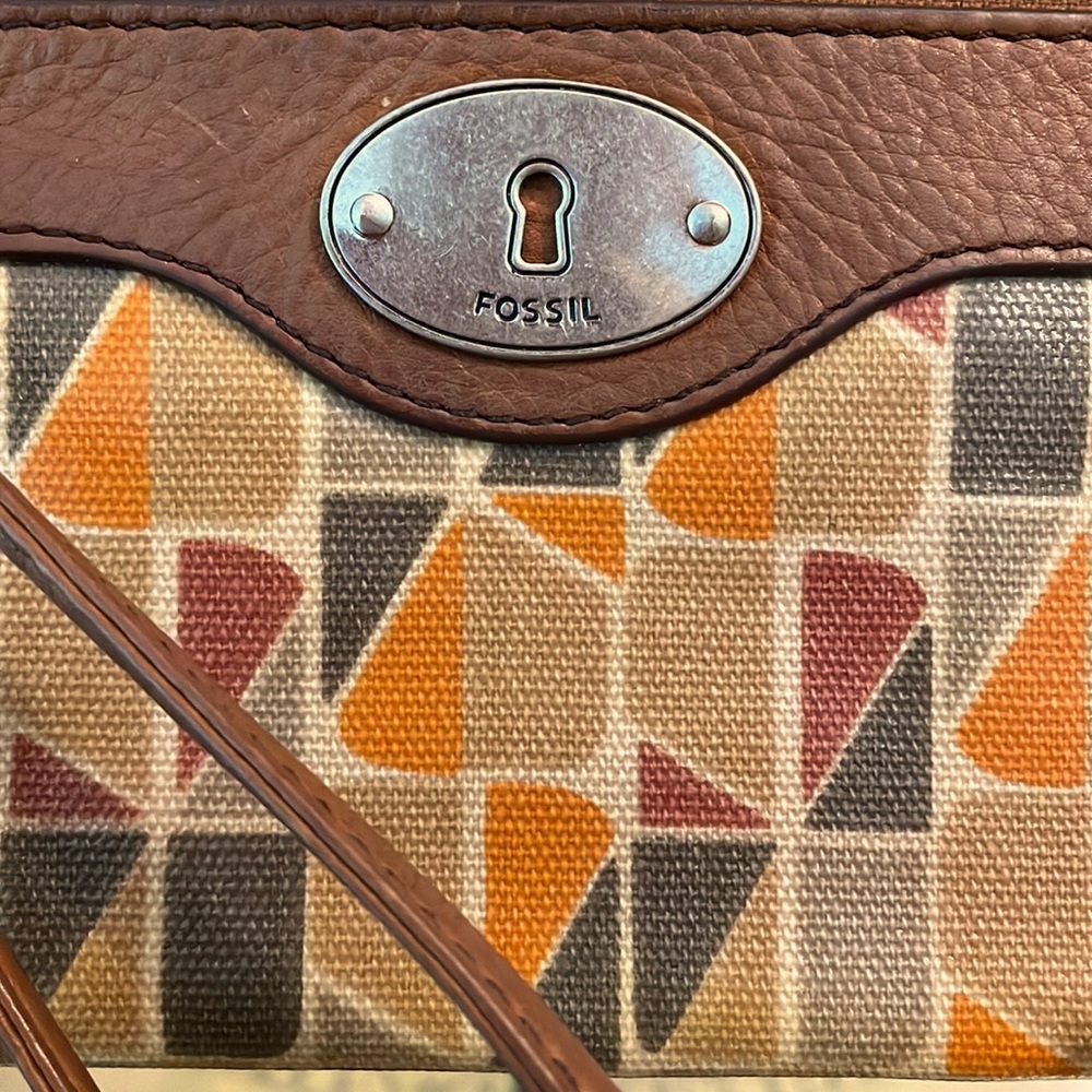 Fossil Key-Per Wristlet - image 2